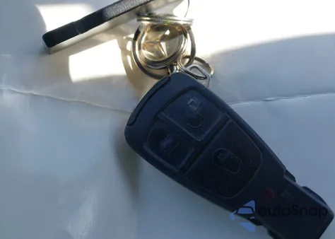 2000 Mercedes-Benz S 430 из США, поврежденный, VIN WDBNG70J7YA113838